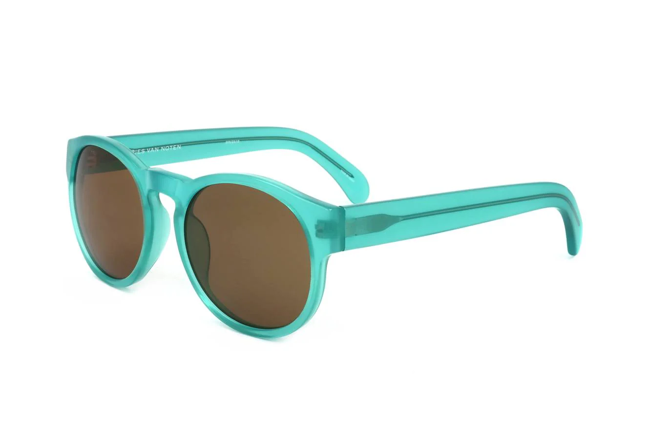 Dries Van Noten by Linda Farrow DVN23 C10