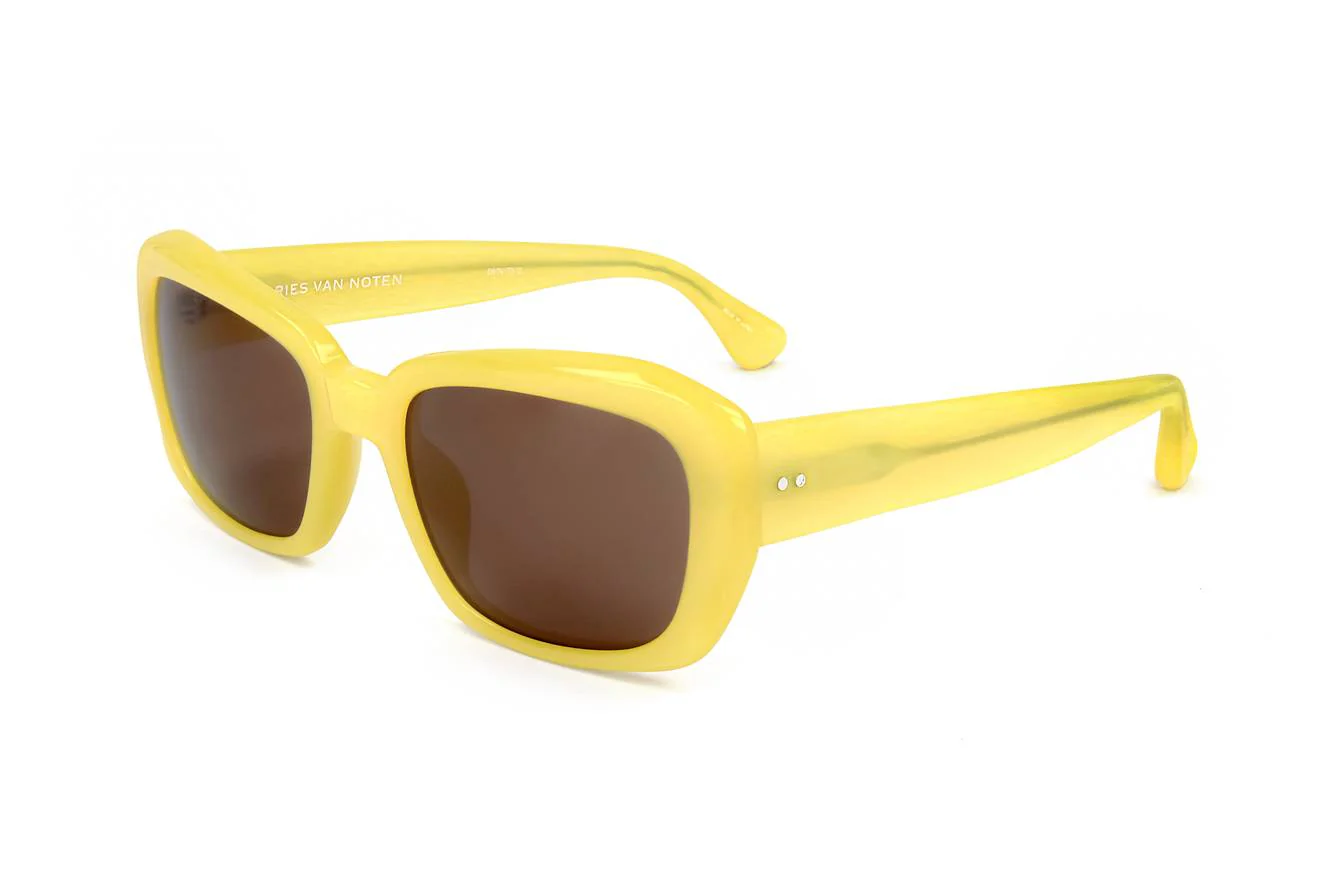 Dries Van Noten by Linda Farrow DVN73 C2